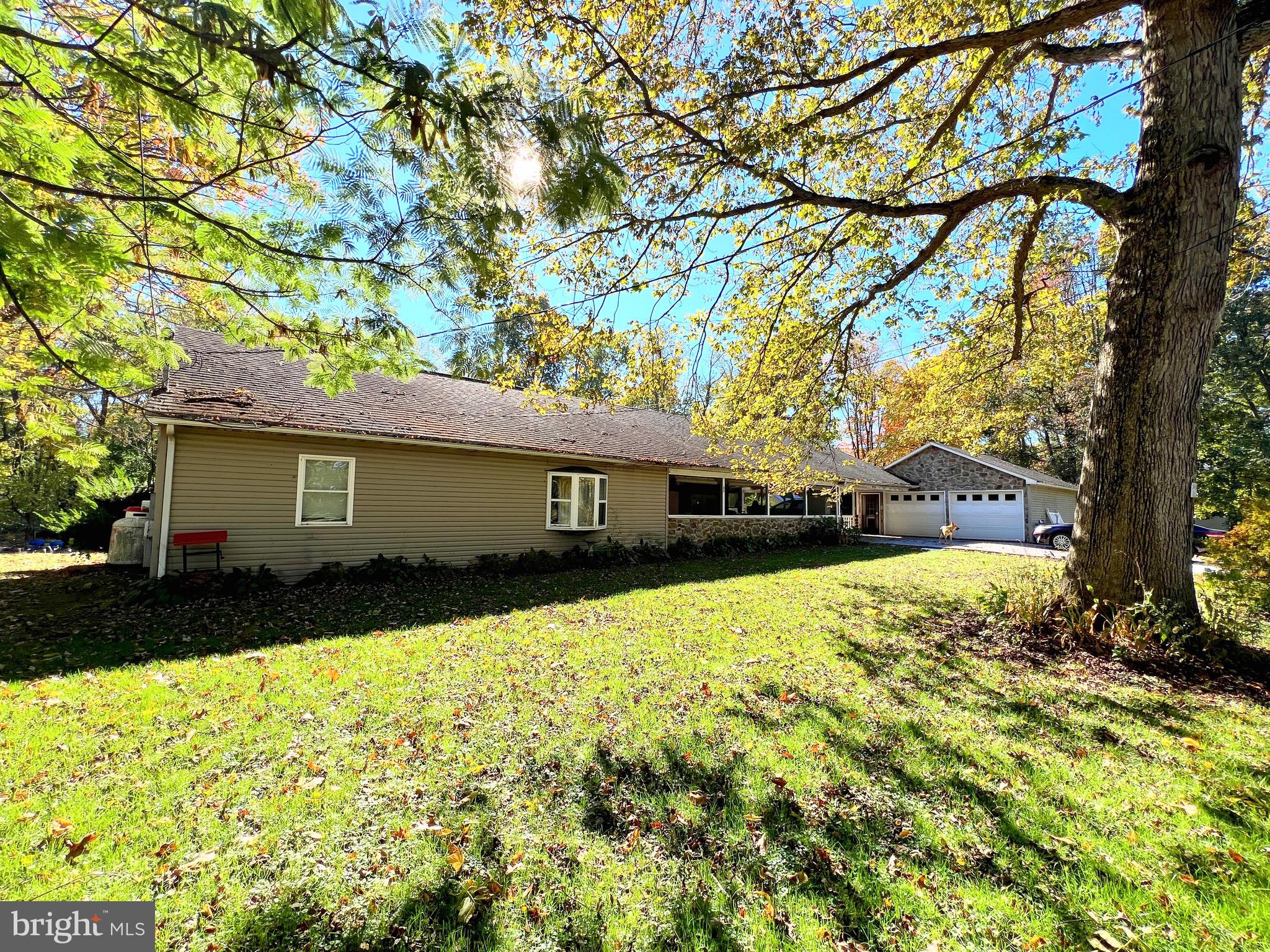 a front view of house with yard