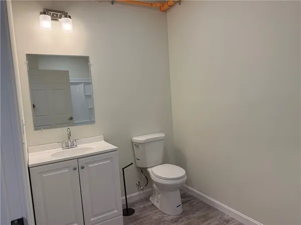 $2,400 | 327 Pine Street, Unit 3002, Pawtucket, RI 02860