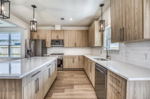 $438,900 | 4014 Etonbury Avenue, College Station, TX 77845