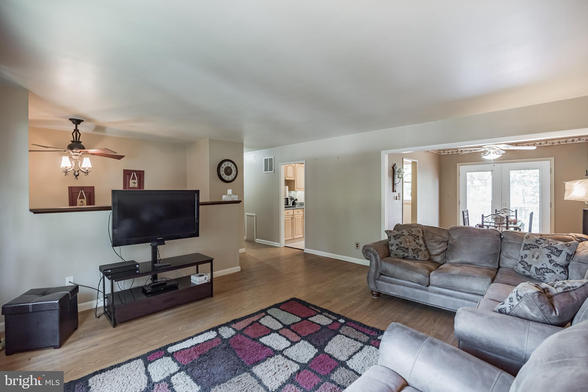 9 Parkview Road Stratford, NJ 08084 - Photo 8 of 30