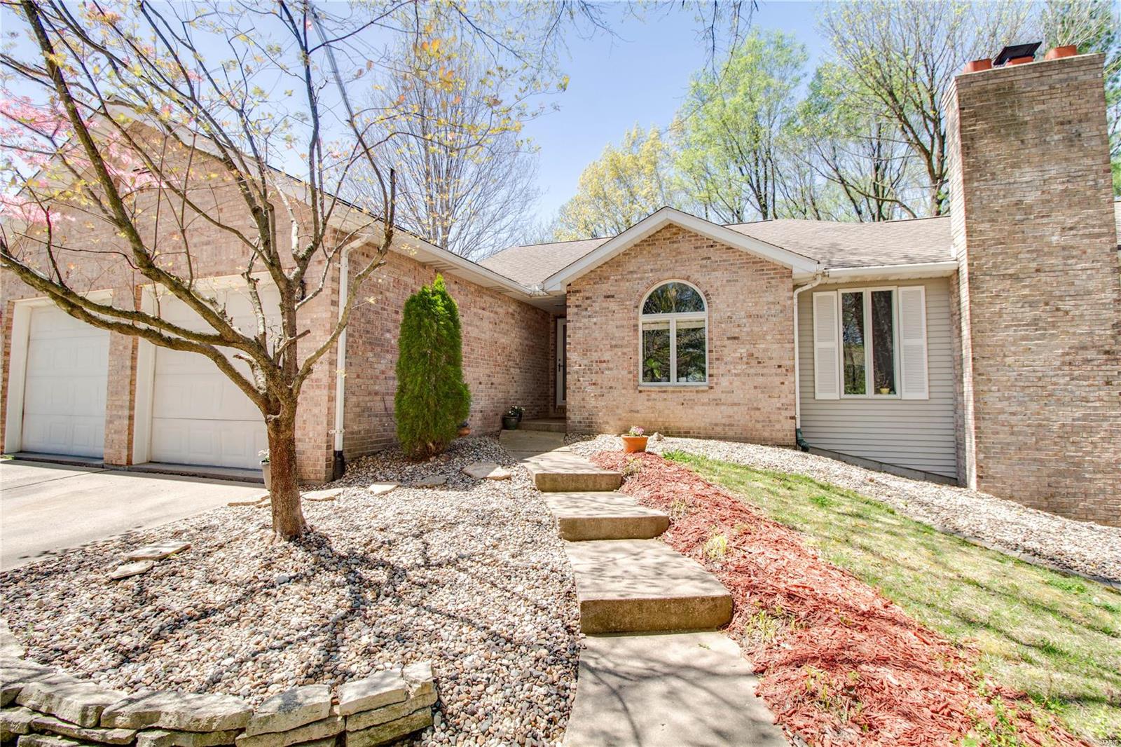 1773 Seiler Road Alton, IL 62002 - Photo 3 of 68 Gallery Image 3