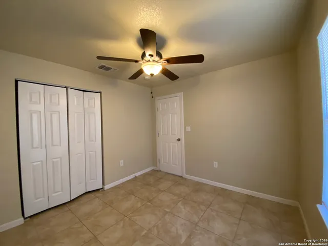 $1,025 | 512 Dossey Street, Unit 102, Pleasanton, TX 78064