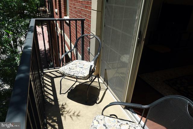 2151 Jamieson Avenue, Unit 411 Alexandria, VA 22314 - Photo 10 of 32