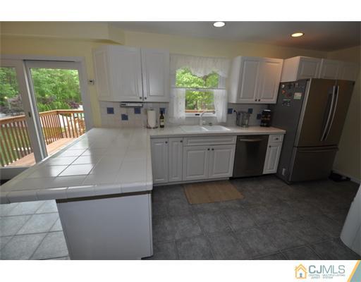 72 Farrington Road Old Bridge, NJ 07747 - Photo 11 of 25 Gallery Image 11
