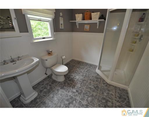 72 Farrington Road Old Bridge, NJ 07747 - Photo 13 of 25 Gallery Image 13