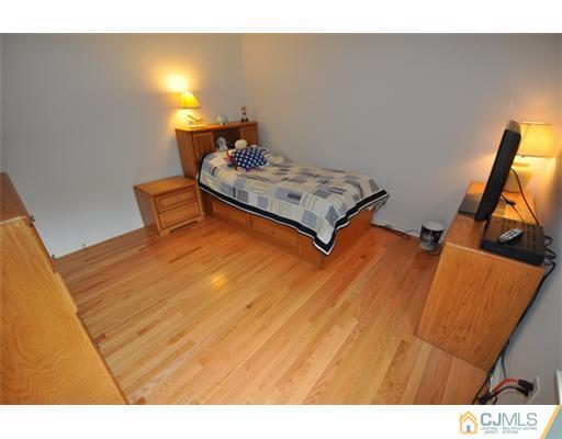 72 Farrington Road Old Bridge, NJ 07747 - Photo 17 of 25 Gallery Image 17