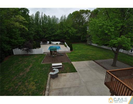 72 Farrington Road Old Bridge, NJ 07747 - Photo 21 of 25 Gallery Image 21