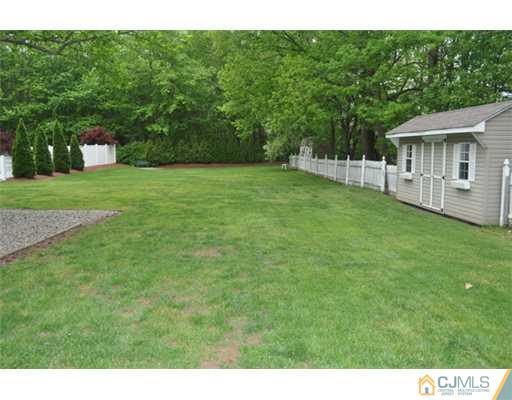 72 Farrington Road Old Bridge, NJ 07747 - Photo 24 of 25 Gallery Image 24