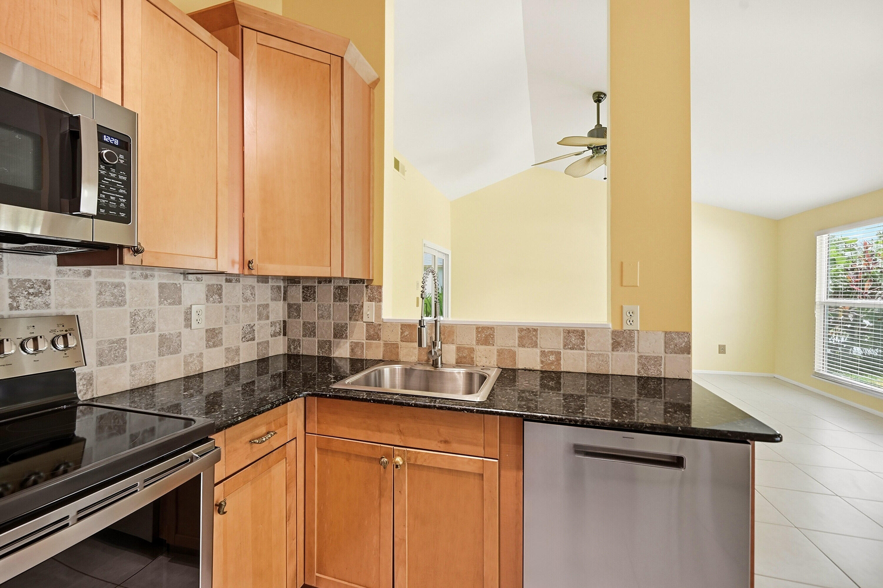 8131 Country Park Drive Boca Raton, FL 33433 - Photo 12 of 43 Elegantly Updated