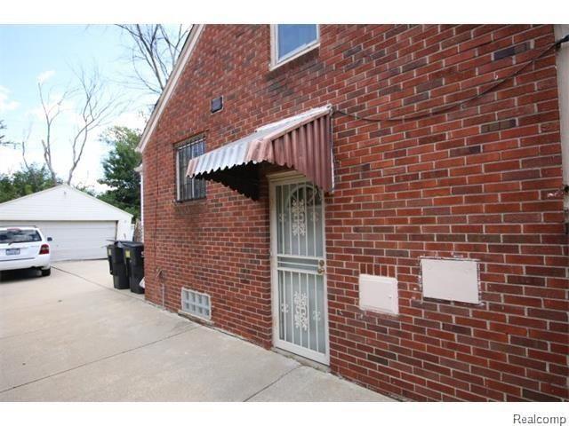 5284 Alter Road Detroit, MI 48224 - Photo 2 of 9