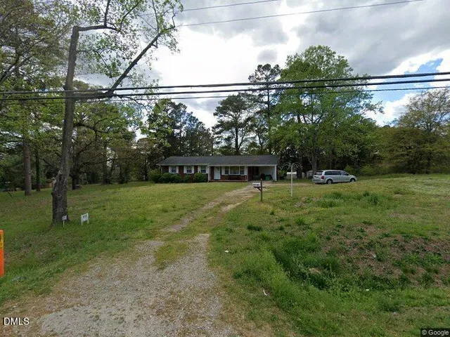 a view of a outdoor space