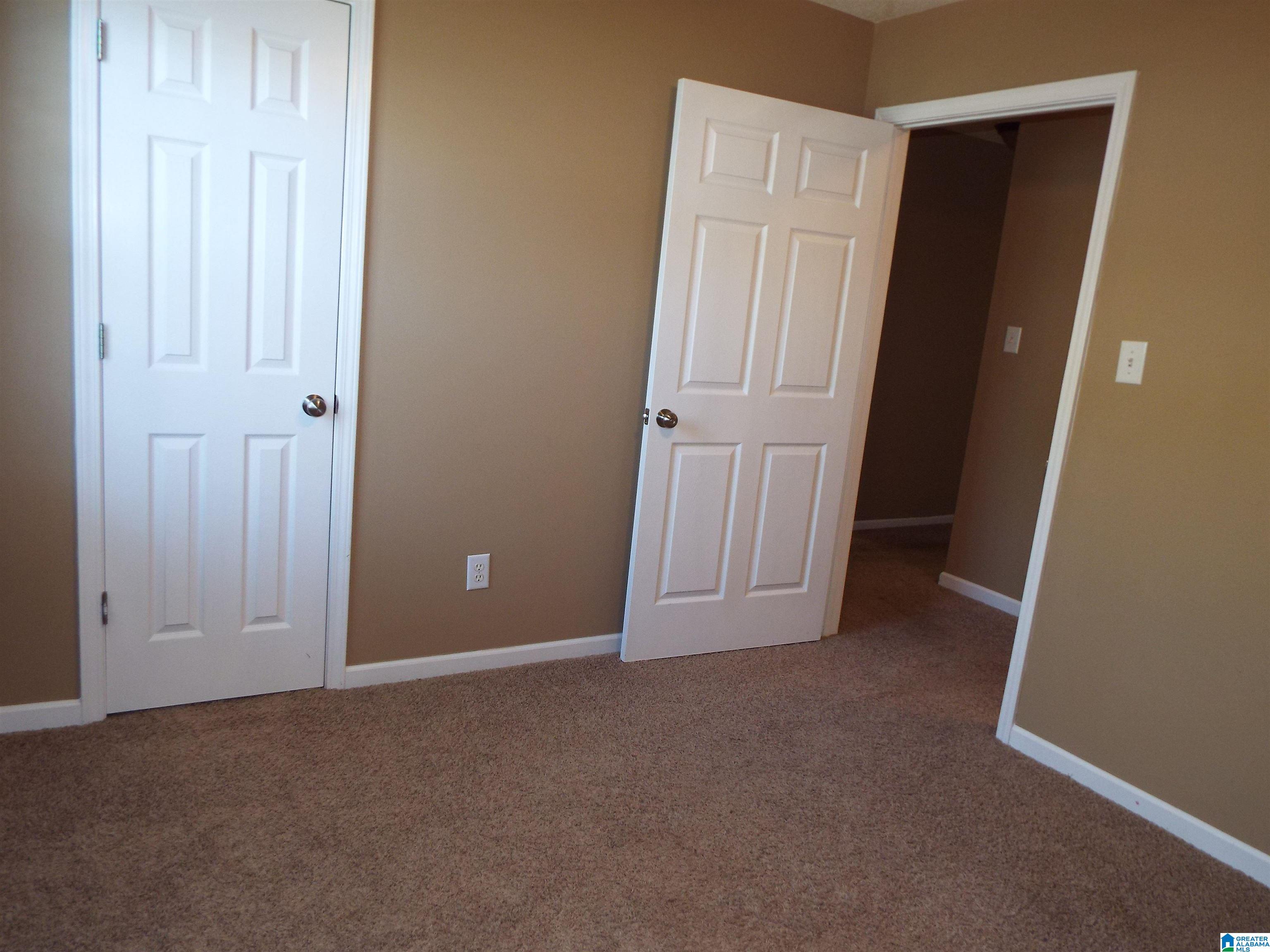 197 Pebble Circle Pelham, AL 35124 - Photo 14 of 24