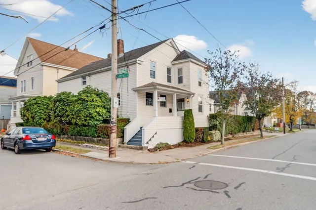 $585,000 | 20 Shawmut Avenue, New Bedford, MA 02740