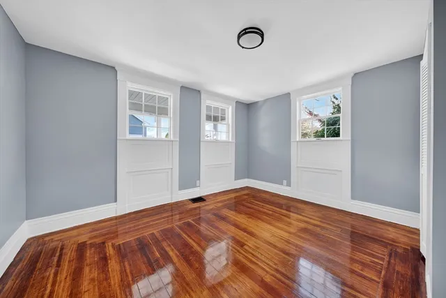 $585,000 | 20 Shawmut Avenue, New Bedford, MA 02740