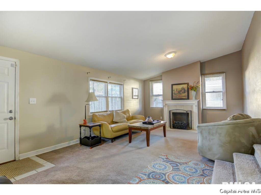 2106 East Hood Street Springfield, IL 62703 - Photo 15 of 28 Gallery Image 15