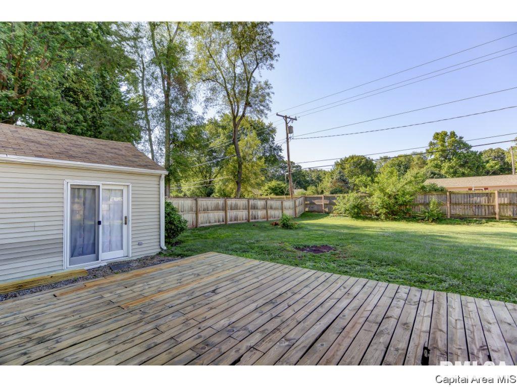 2106 East Hood Street Springfield, IL 62703 - Photo 24 of 28 Gallery Image 24
