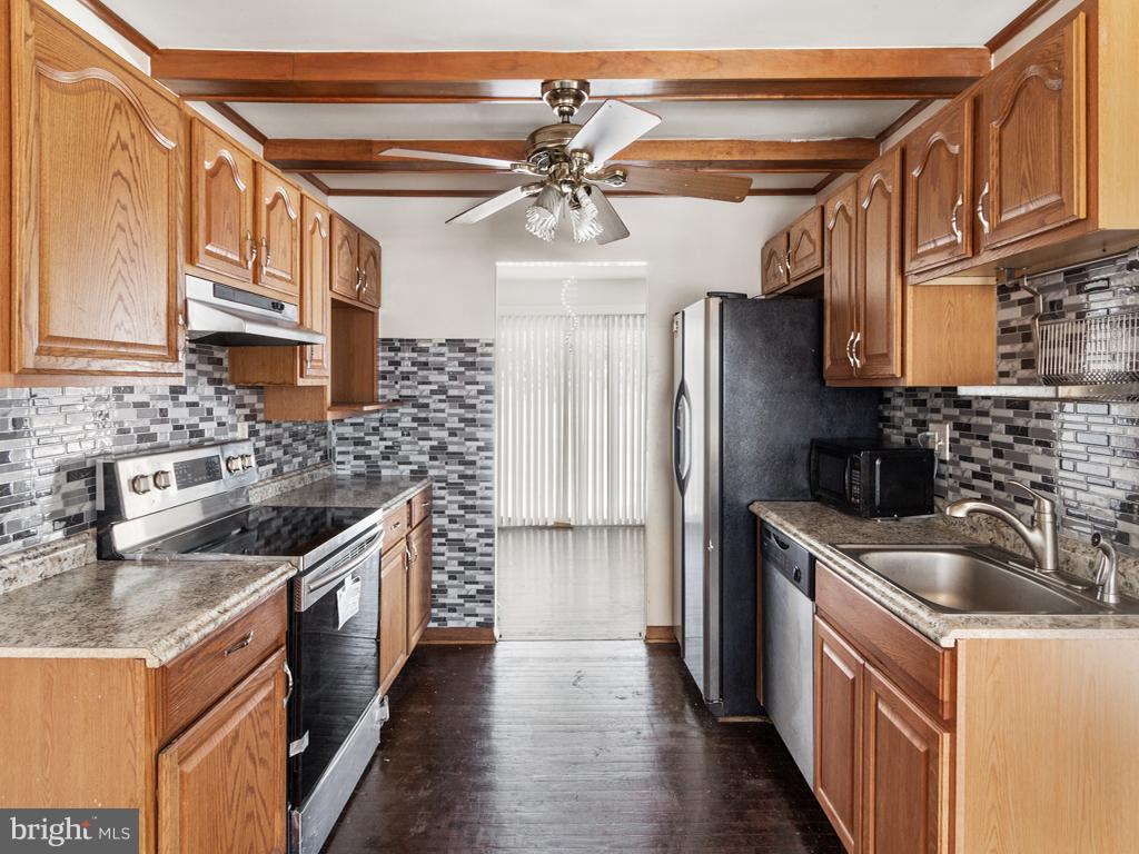 6836 Trexler Road Hyattsville, MD 20784 - Photo 7 of 43 Gallery Image 7