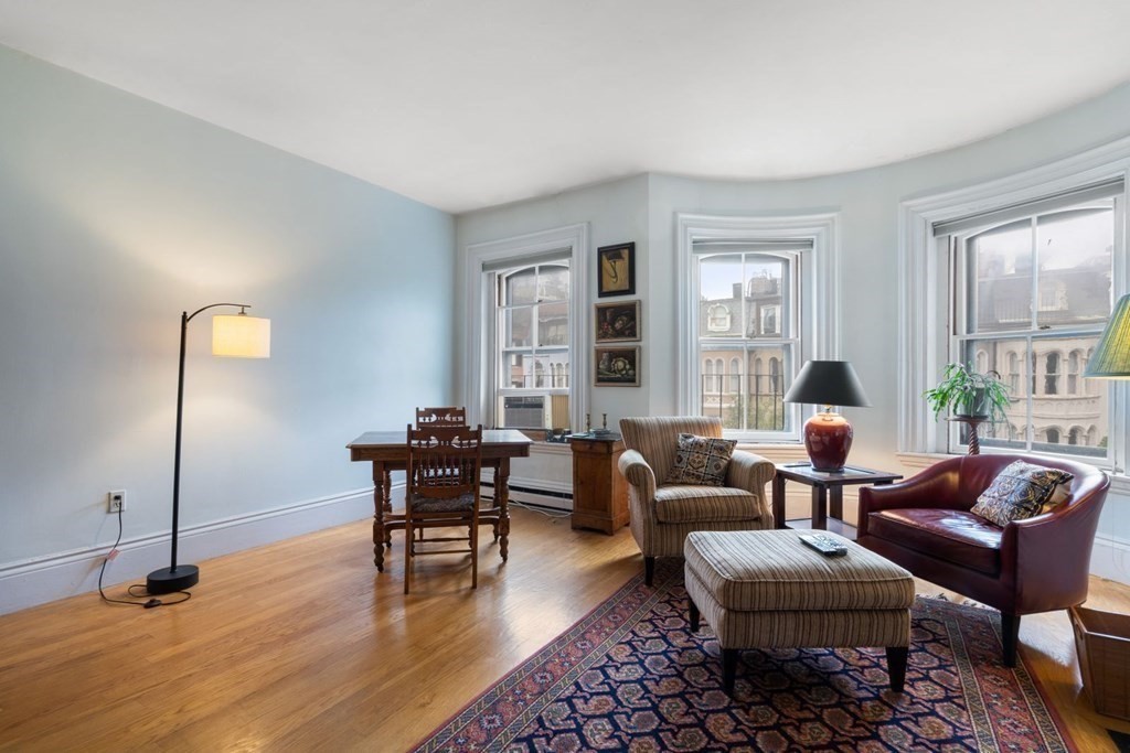 16 Rutland Square, Unit 3 Boston, MA 02118 - Photo 3 of 24 Gallery Image 3