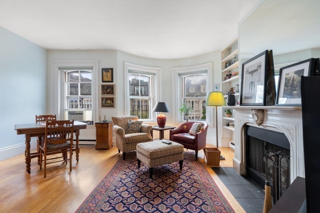 16 Rutland Square, Unit 3 Boston, MA 02118 - Photo 4 of 24 Gallery Image 4