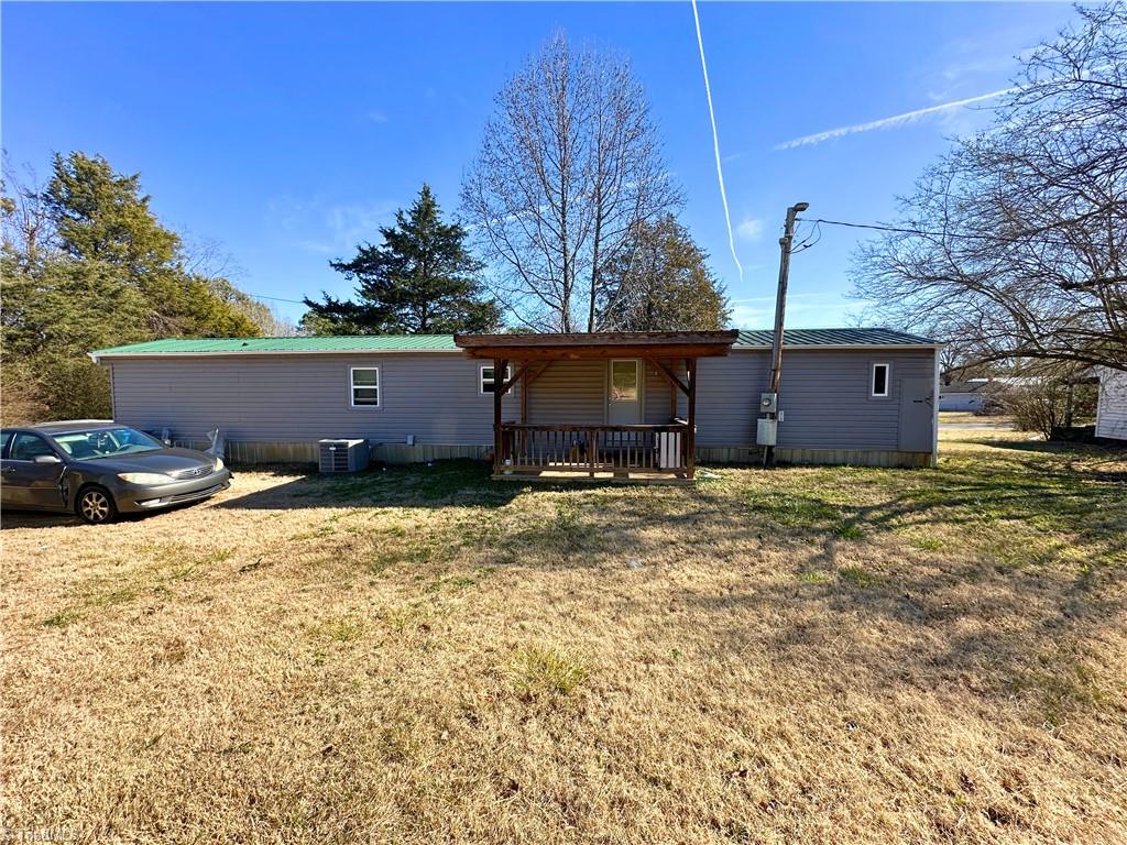 128 Gladstone Road Mocksville, NC 27028 - Photo 3 of 6 Gallery Image 3