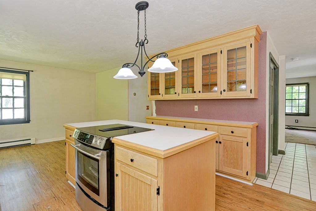 111 Center Depot Road Charlton, MA 01507 - Photo 7 of 42 a utility room with dryer and washer