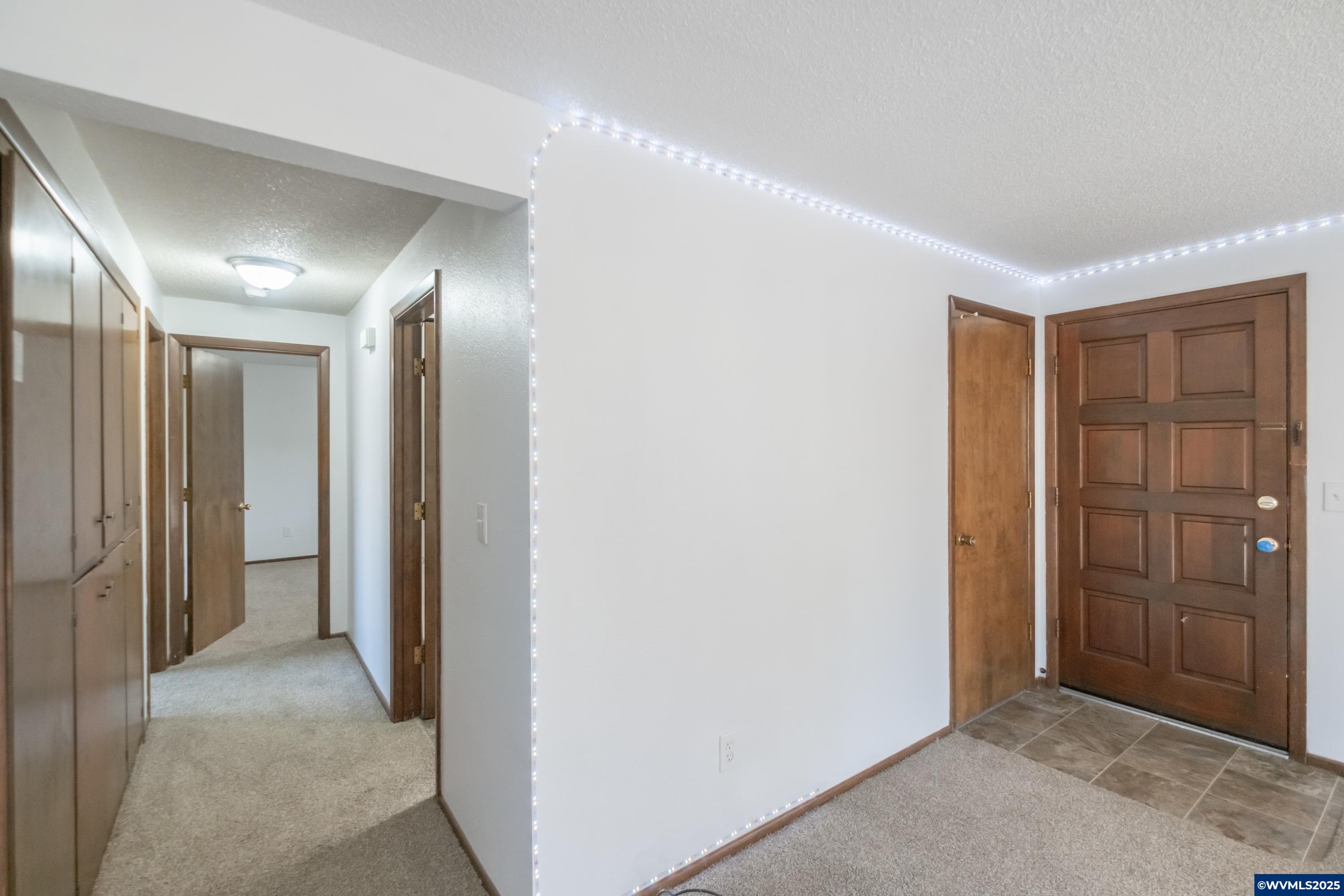 3928 Auburn Road Northeast Salem, OR 97301 - Photo 15 of 45