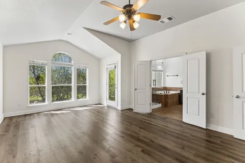 $400,000 | 114 Aria Ridge, Unit 802, Lakeway, TX 78738