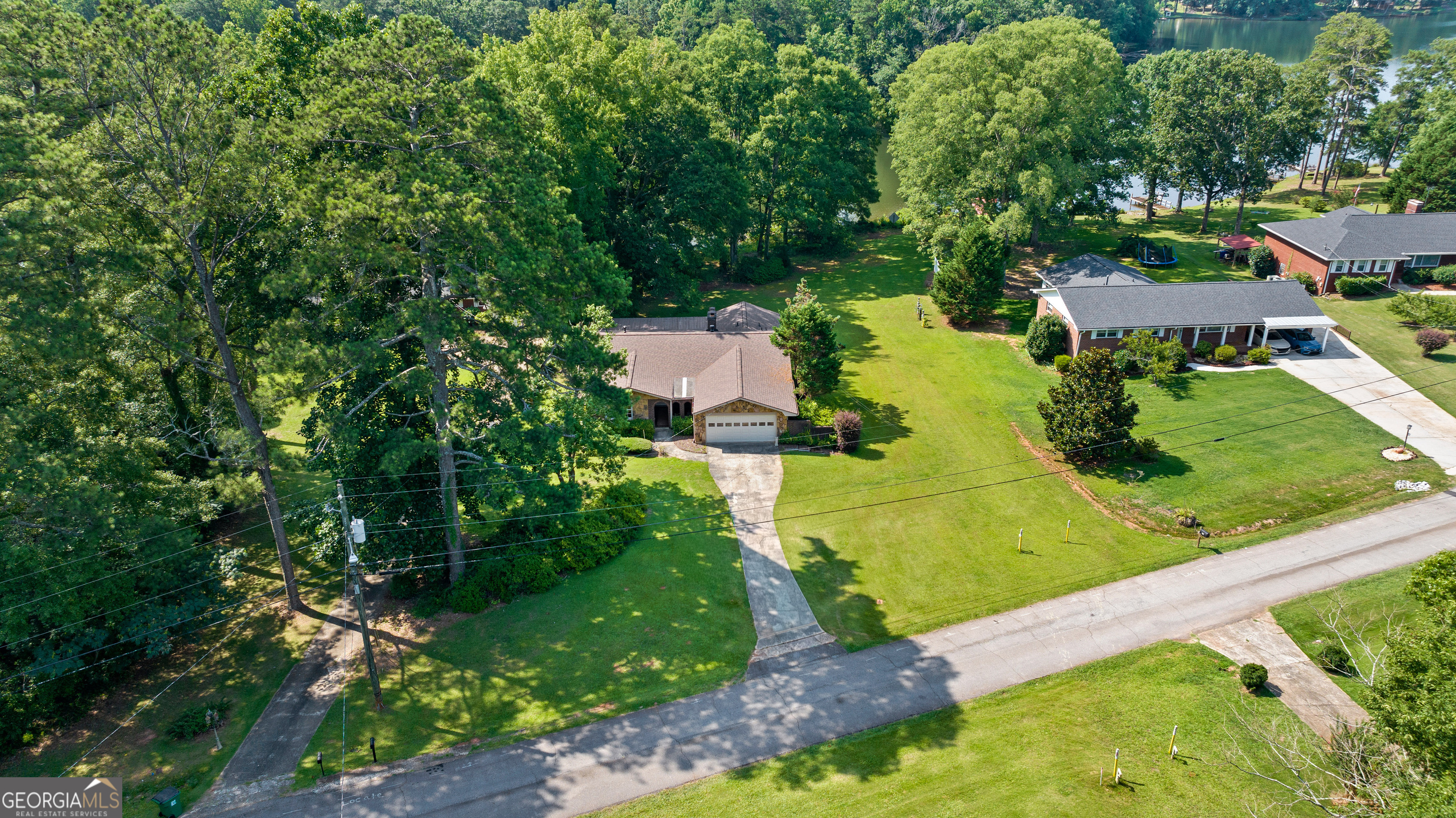 45 North Drive Hampton, GA 30228 - Photo 4 of 30