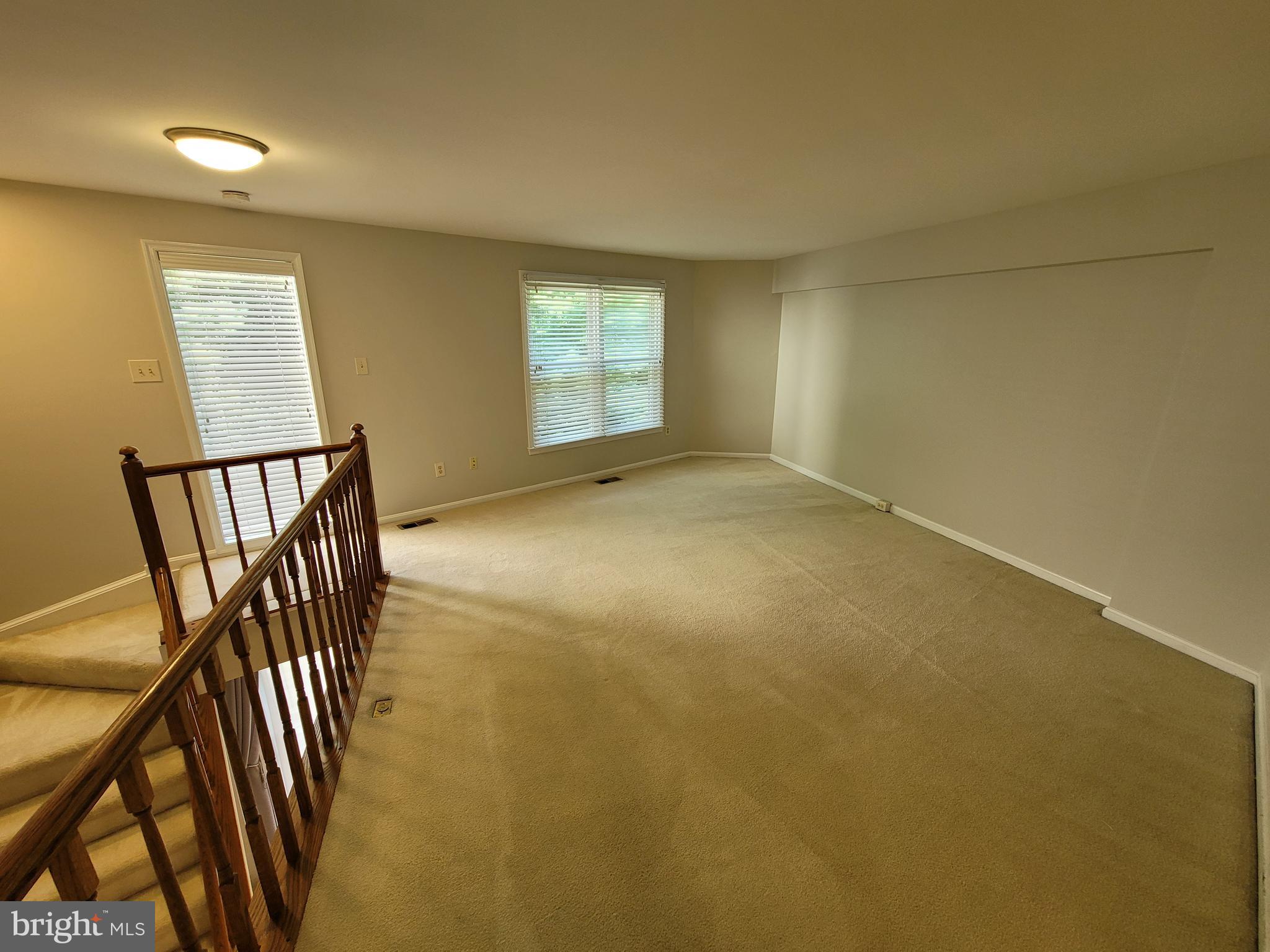 11921 Redtree Way Reston, VA 20194 - Photo 11 of 16 Gallery Image 11