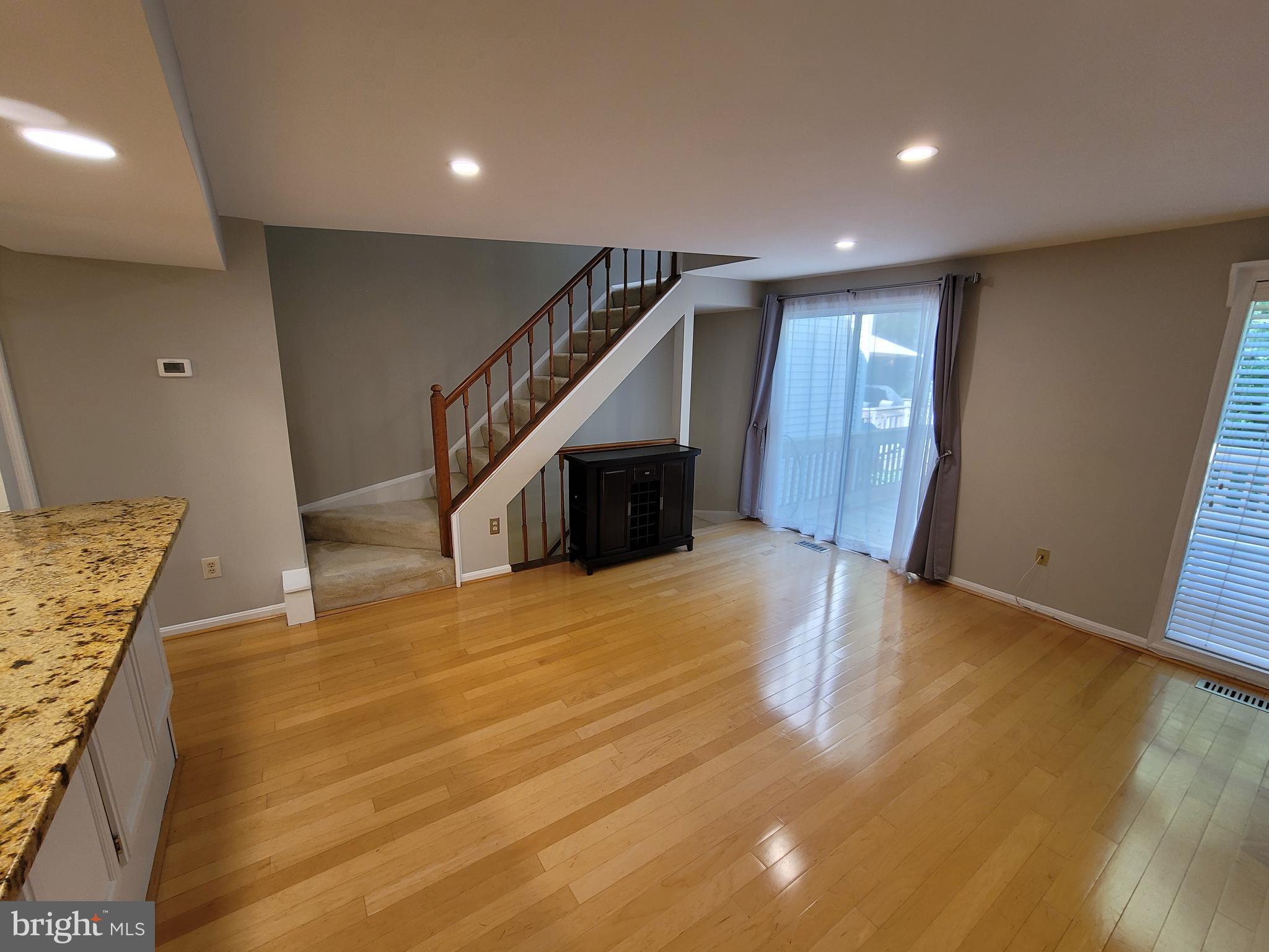 11921 Redtree Way Reston, VA 20194 - Photo 7 of 16 Gallery Image 7
