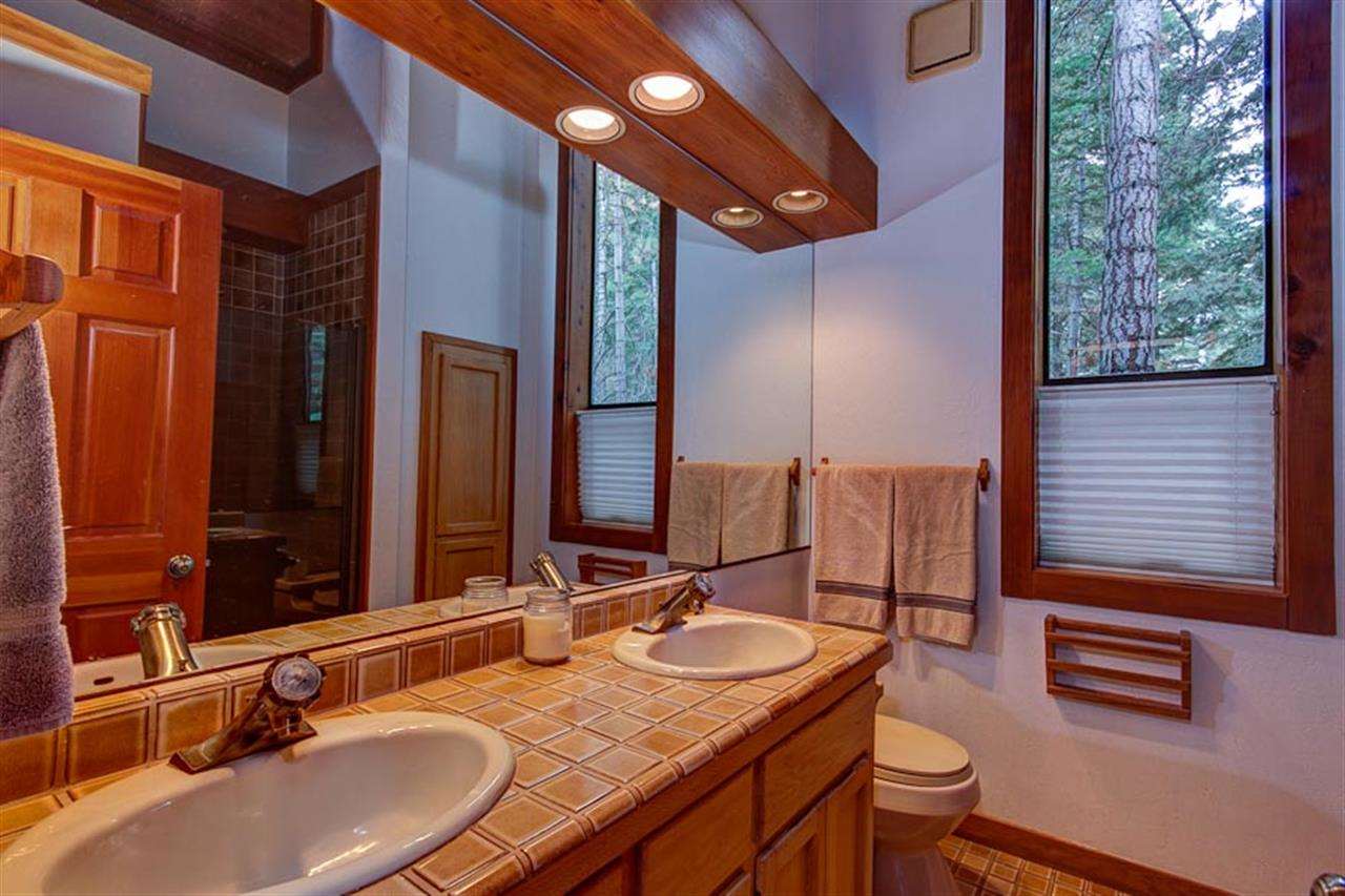 1402 Oxen Run Road Northstar, CA 96161 - Photo 8 of 12 Bathroom