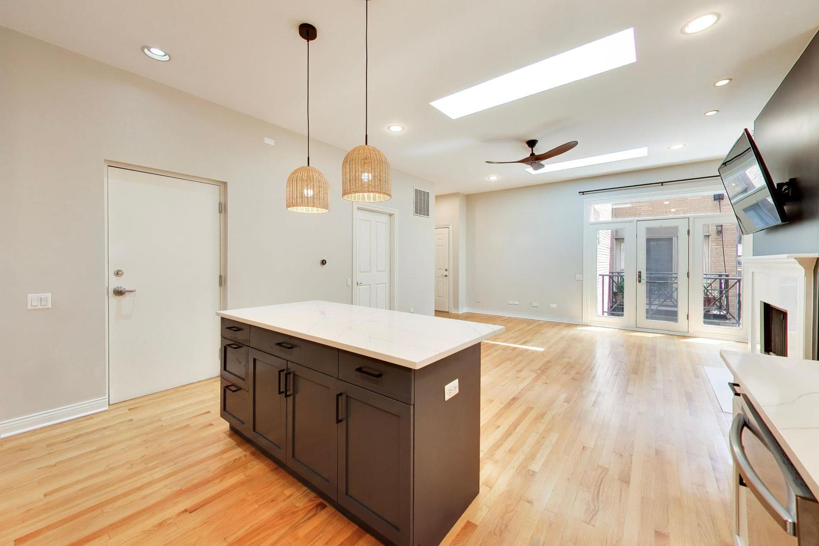 1347 West Washington Boulevard, Unit 4B Chicago, IL 60607 - Photo 6 of 29