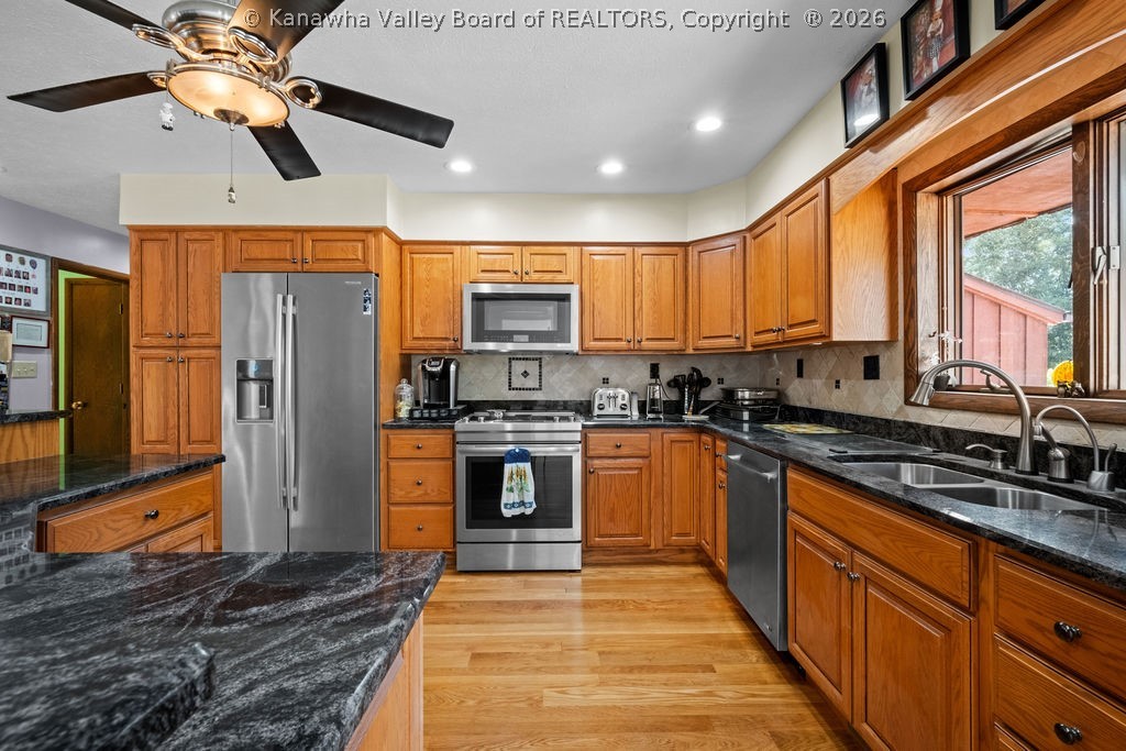 2067 Smith Road Charleston, WV 25314 - Photo 15 of 43 Gallery Image 15