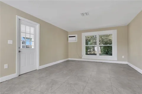 $199,999 | 2933 Jackson Street, Fort Myers, FL 33901