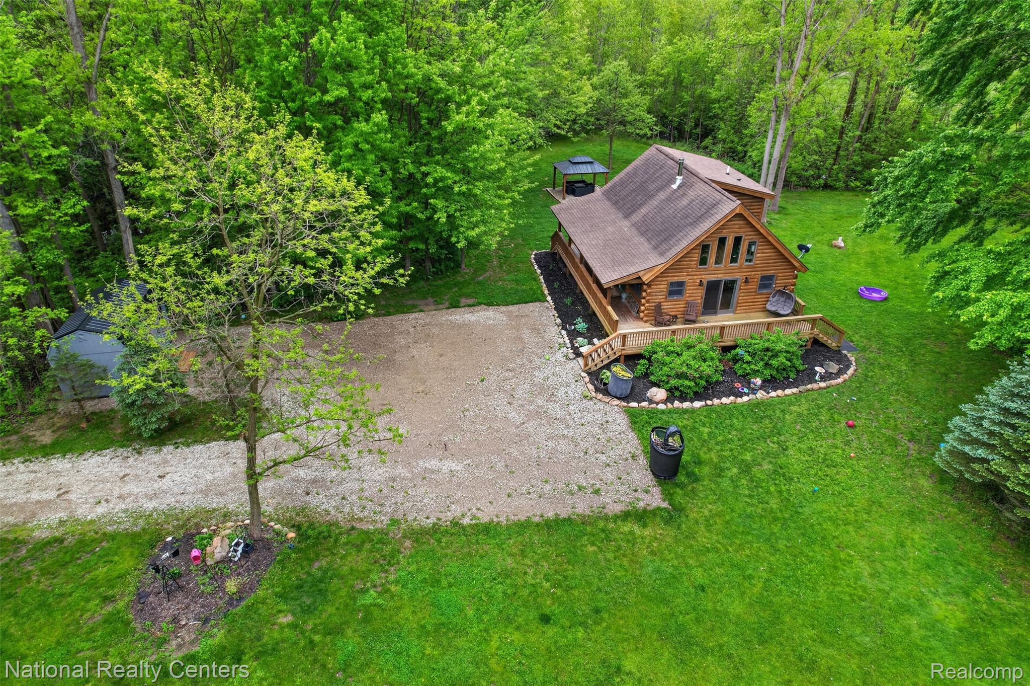 7782 Golf Club Road Howell, MI 48843 - Photo 5 of 27 Aerial view