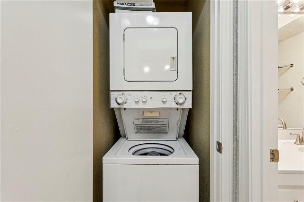 395 Pharr Road Northeast, Unit 302 Atlanta, GA 30305 - Photo 12 of 15