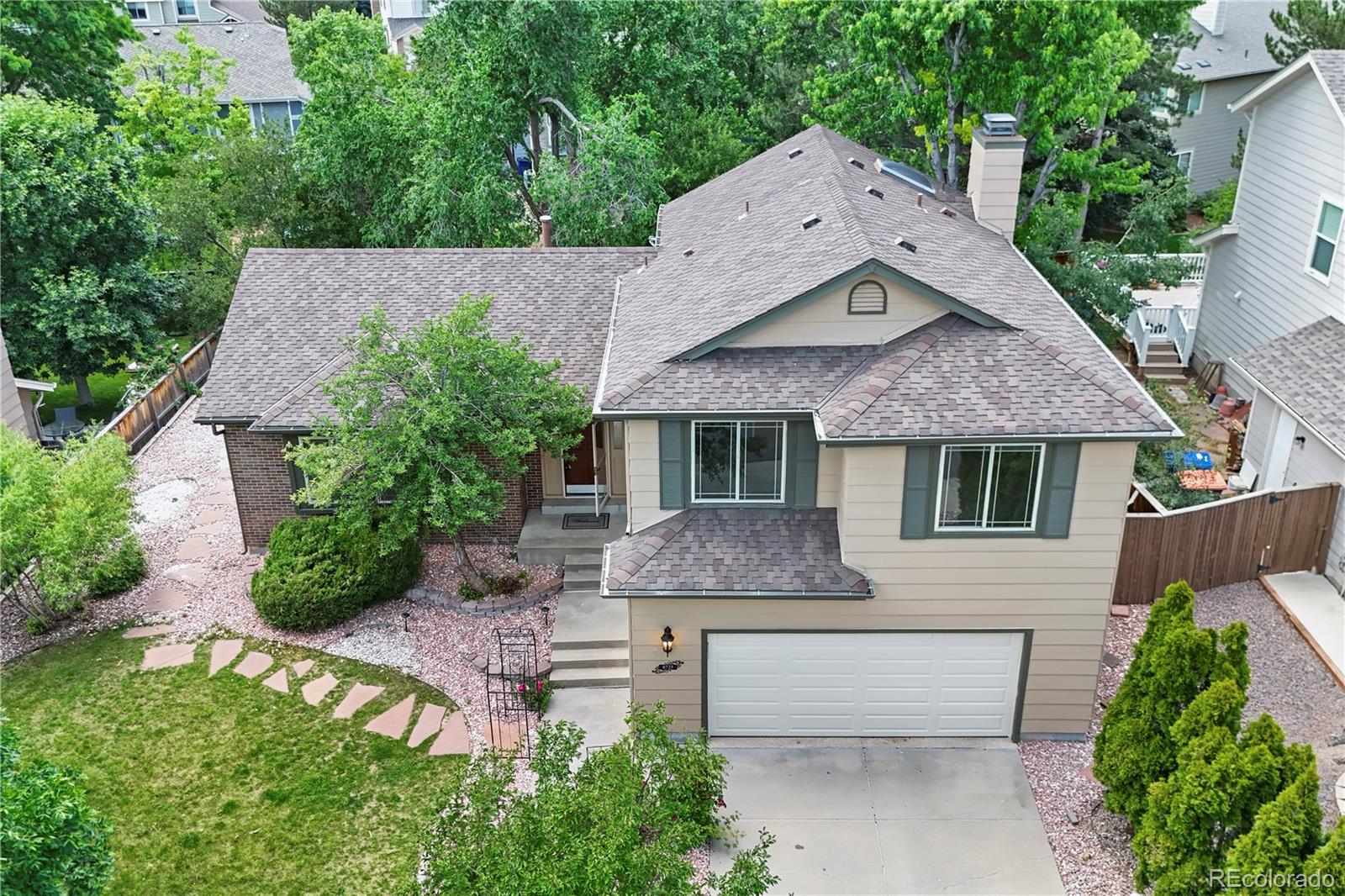 8725 Meadowlark Circle Highlands Ranch, CO 80126 - Photo 32 of 40 an aerial view of a house