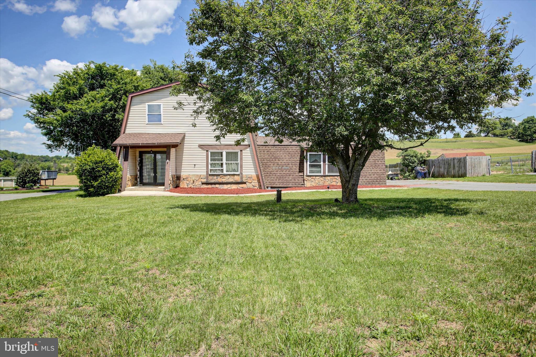 4521 Fort McCord Road Chambersburg, PA 17202 - Photo 4 of 35
