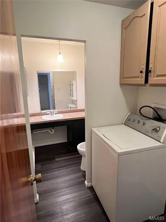 $79,000 | 7641 Hazelcrest Drive, Hazelwood, MO 63042