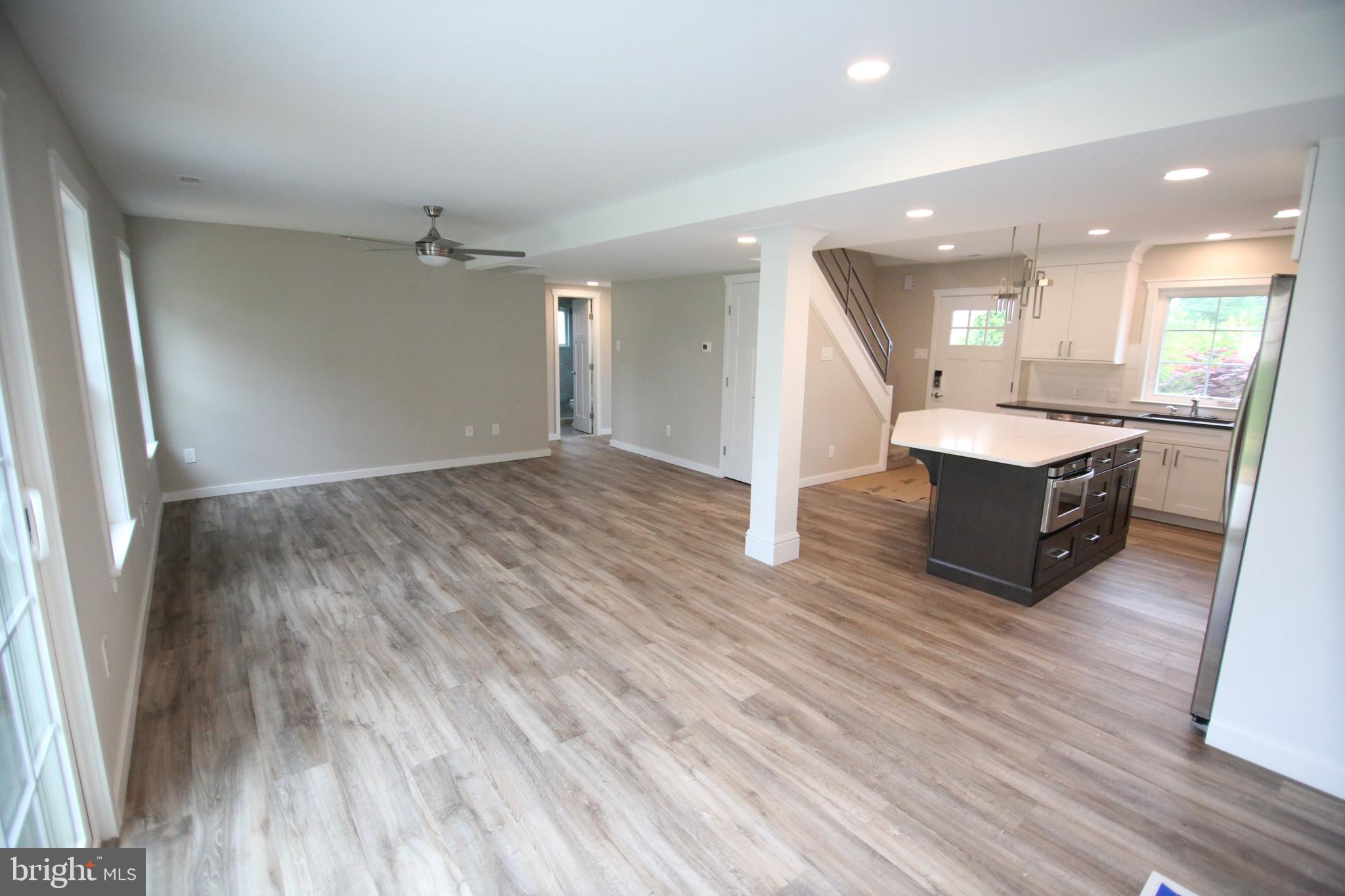 33 High Road Levittown, PA 19056 - Photo 18 of 43 Gallery Image 18