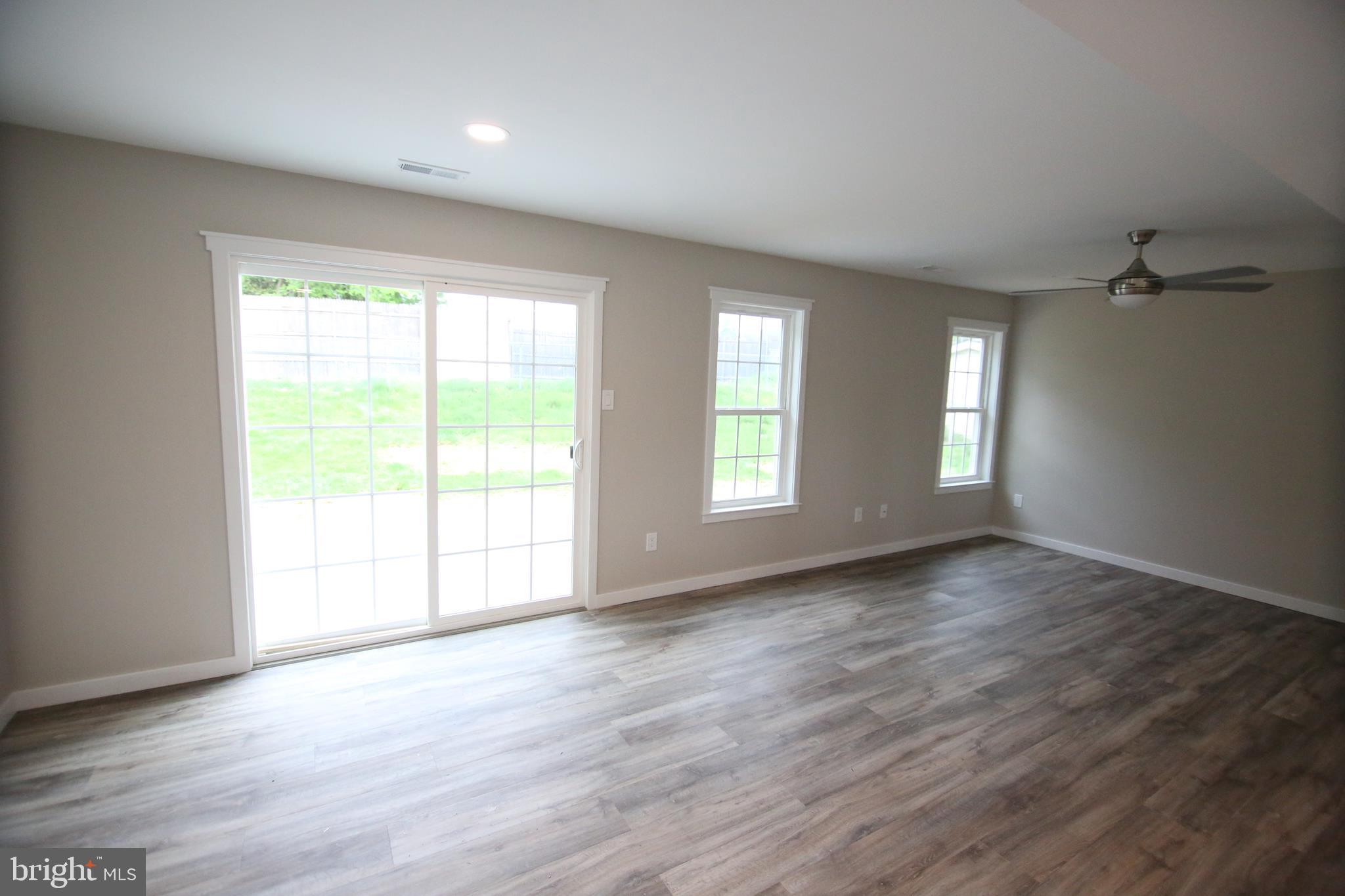 33 High Road Levittown, PA 19056 - Photo 19 of 43 Gallery Image 19