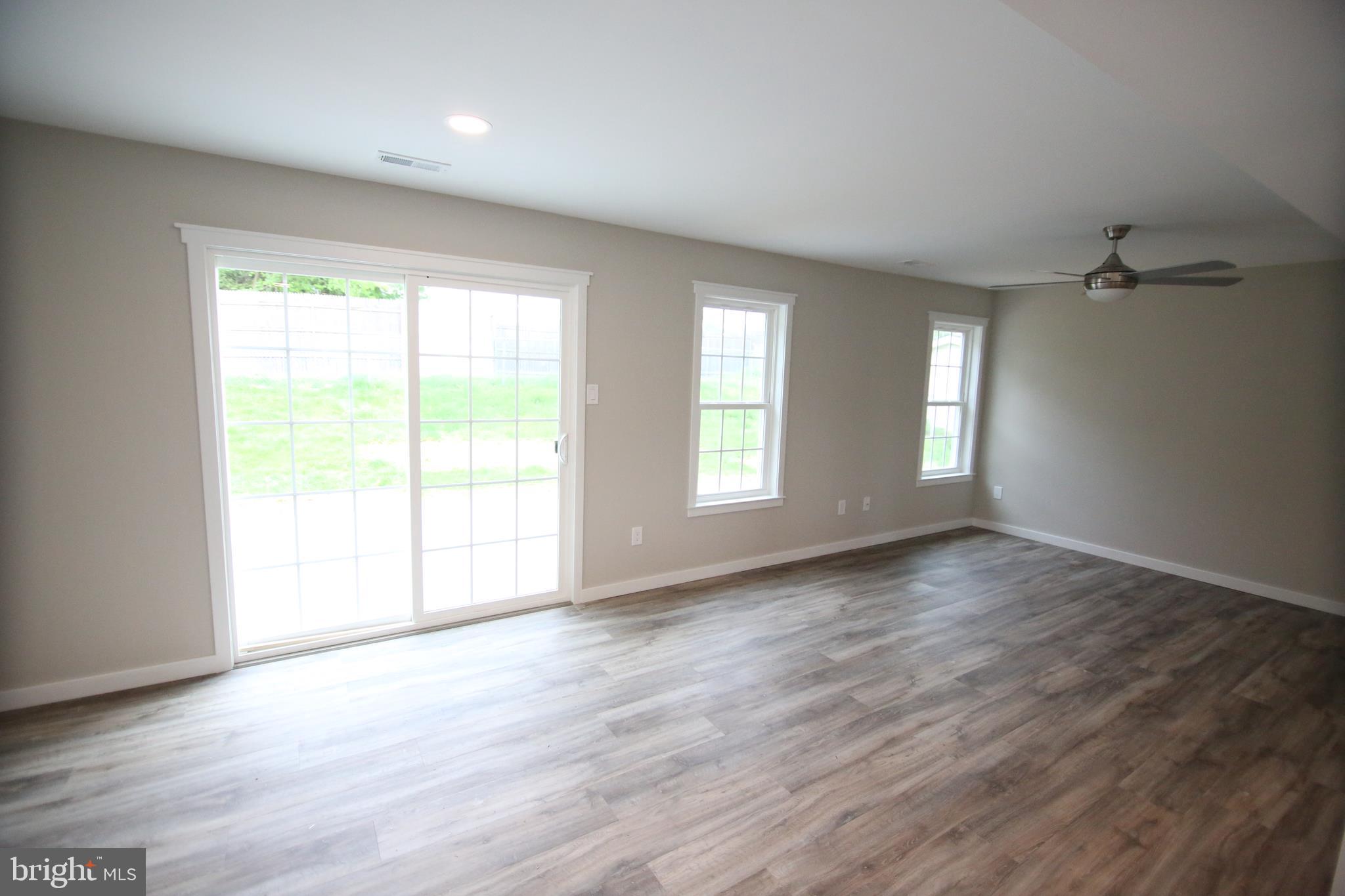 33 High Road Levittown, PA 19056 - Photo 21 of 43 Gallery Image 21