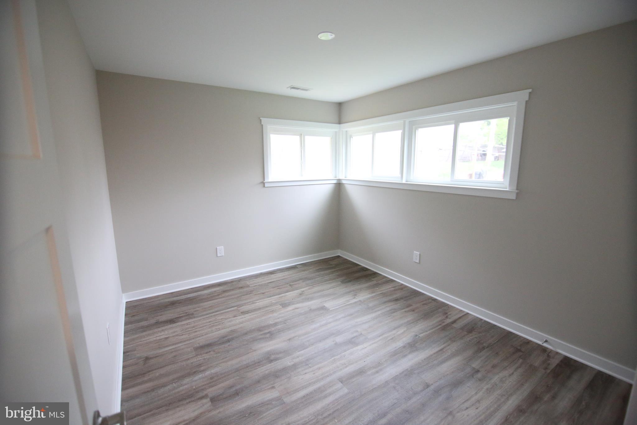 33 High Road Levittown, PA 19056 - Photo 24 of 43 Bedroom #2