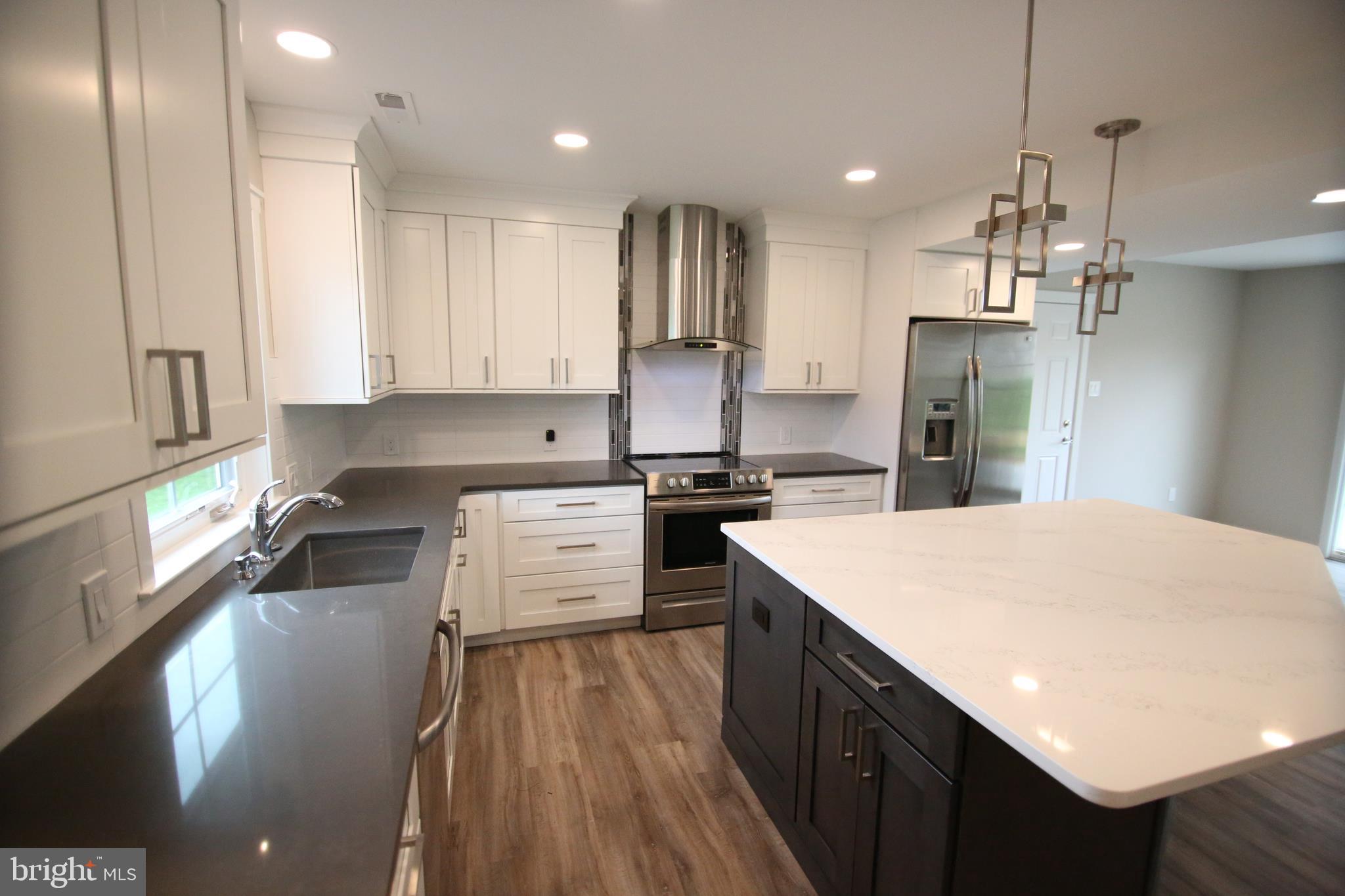 33 High Road Levittown, PA 19056 - Photo 8 of 43 Gallery Image 8