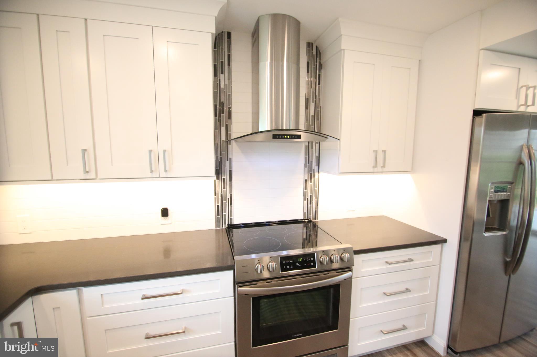 33 High Road Levittown, PA 19056 - Photo 9 of 43 Gallery Image 9