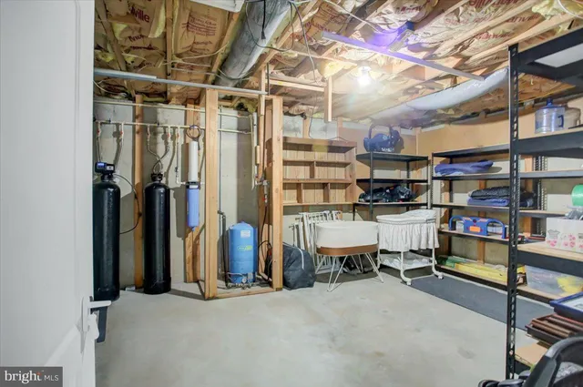 a view of a storage & utility room