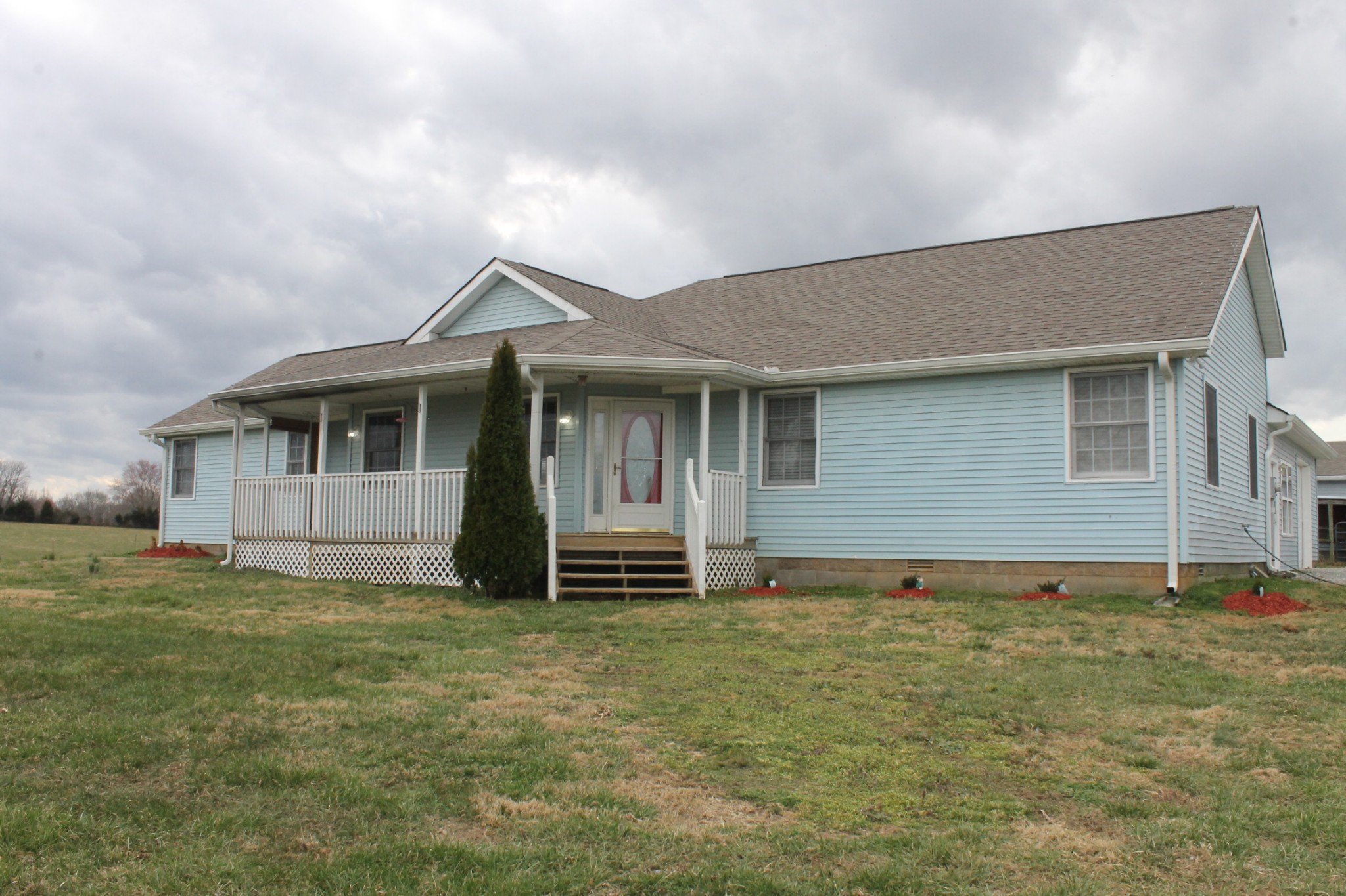 3418 Pinson School Road Springfield, TN 37172 - Photo 1 of 32 a front view of a house with garden