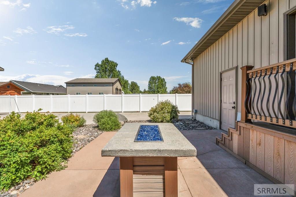 748 Dell Road Chubbuck, ID 83202 - Photo 14 of 117