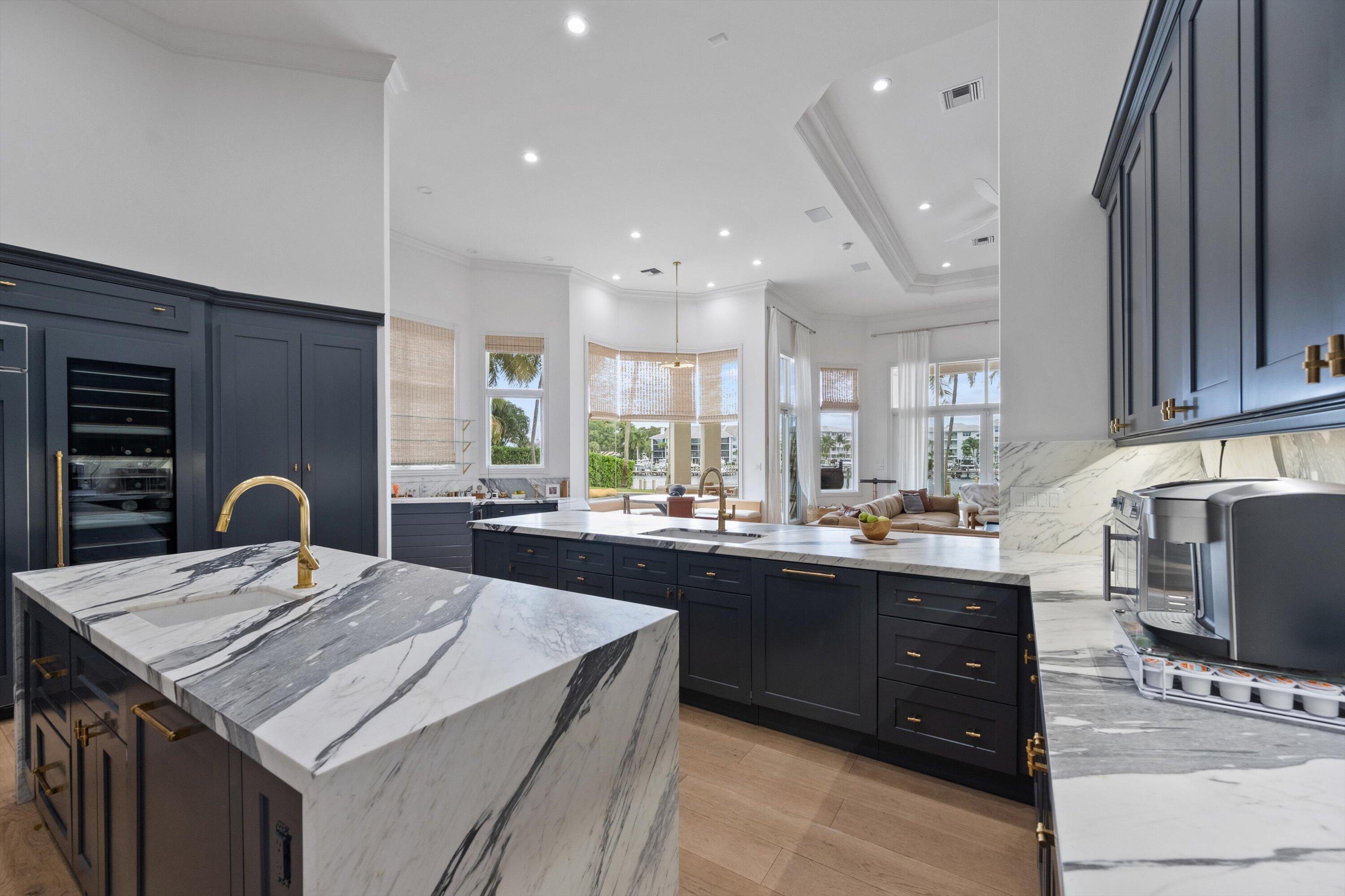 2270 Wilsee Road Palm Beach Gardens, FL 33410 - Photo 14 of 49 Kitchen