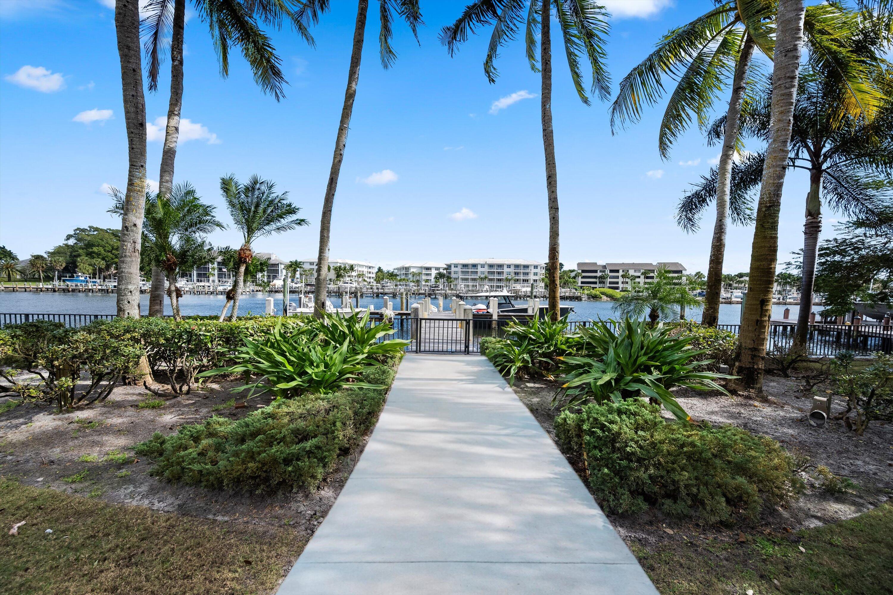 2270 Wilsee Road Palm Beach Gardens, FL 33410 - Photo 45 of 49 Dock